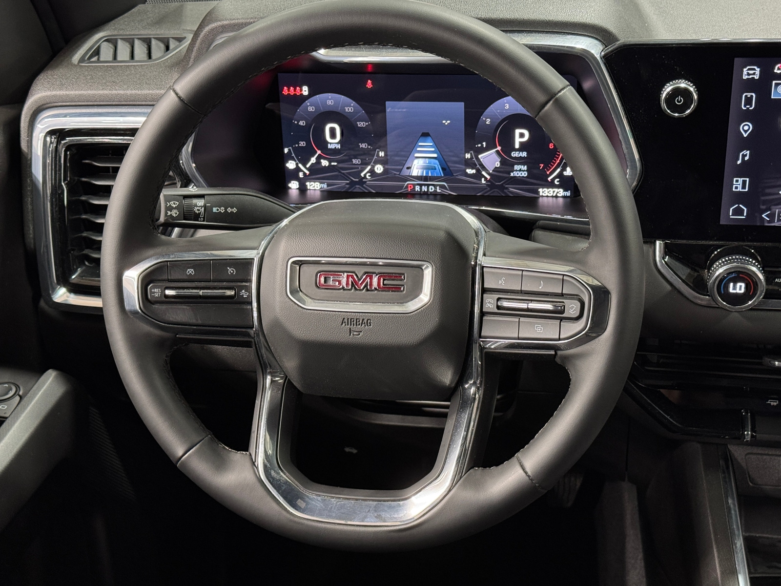 Thumbnail: 2024 GMC Canyon - 5