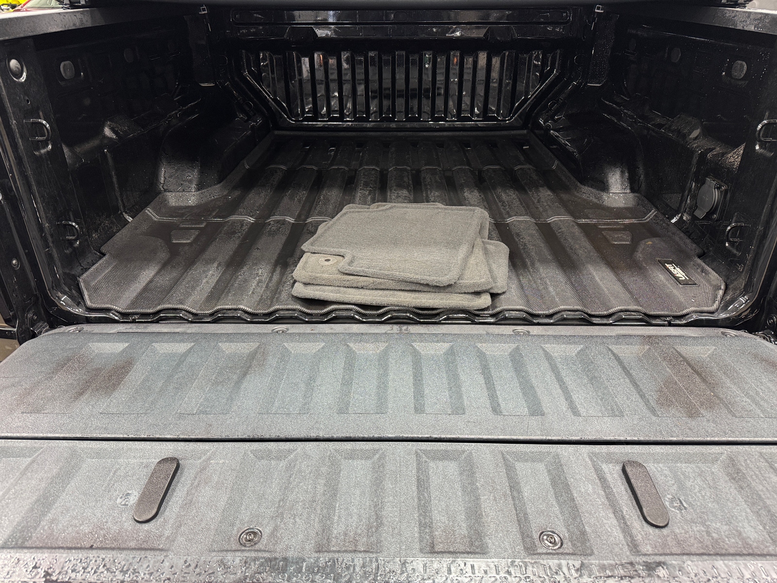 Thumbnail: 2024 GMC Canyon - 7