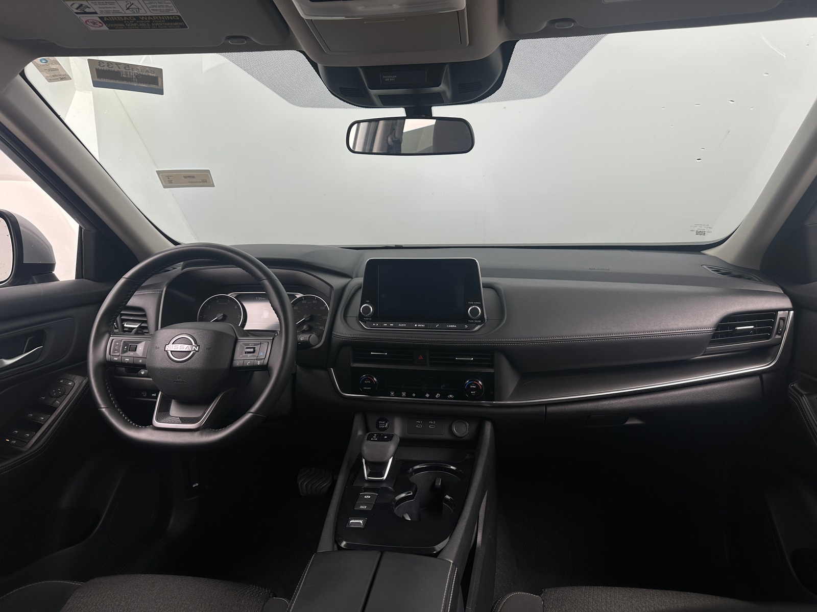 Thumbnail: 2025 Nissan Rogue - 3