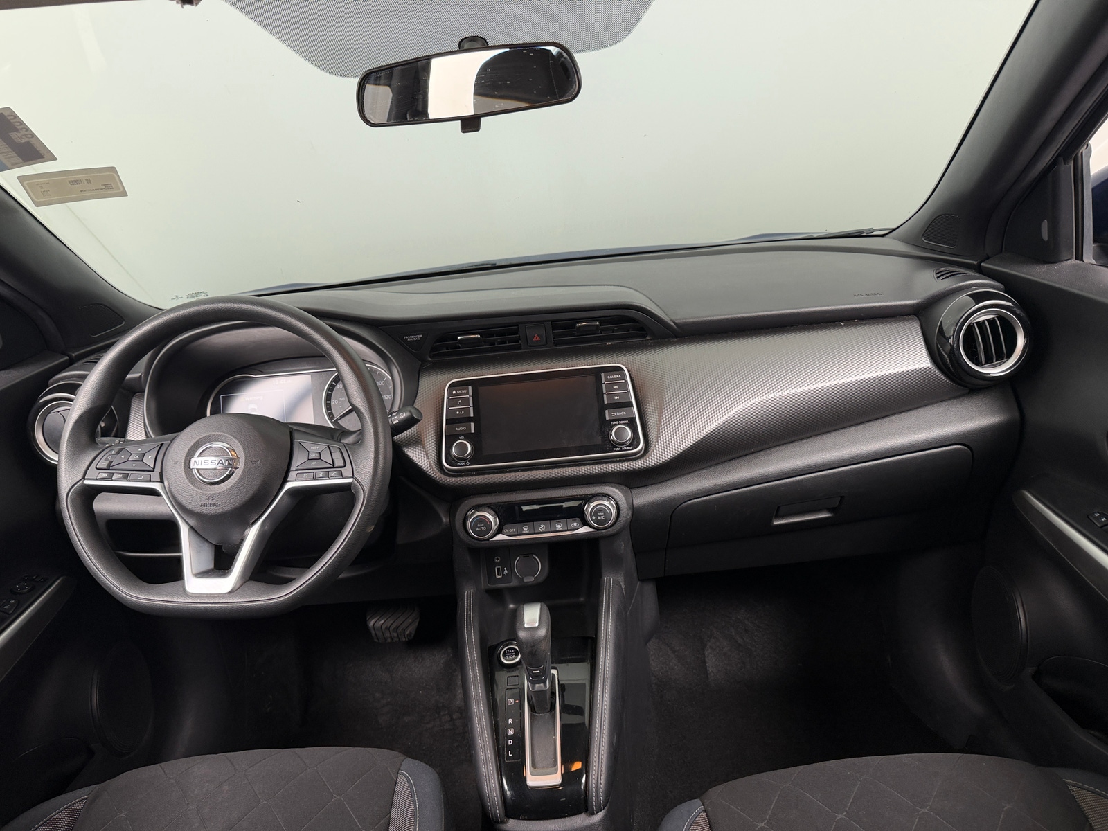 Thumbnail: 2018 Nissan Kicks - 3