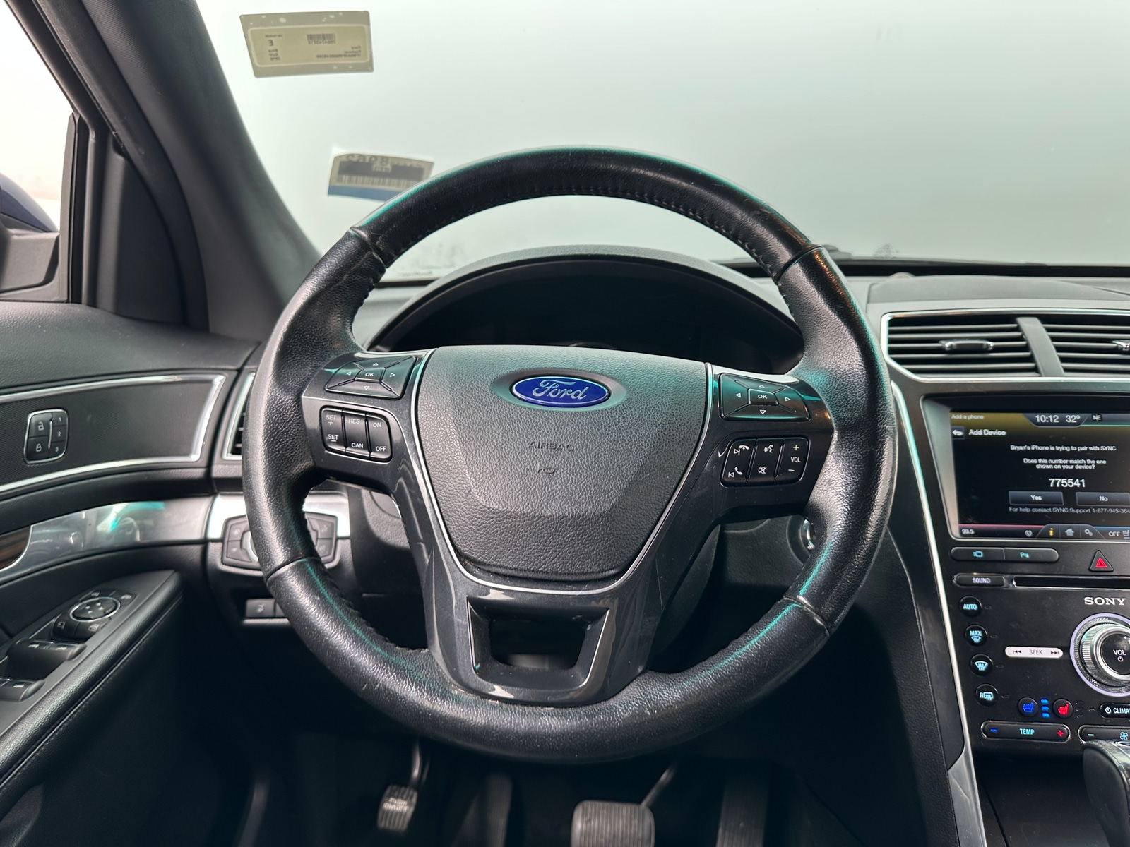 Thumbnail: 2016 Ford Explorer - 4