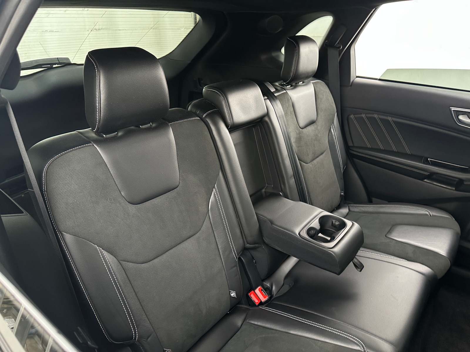 Thumbnail: 2020 Ford Edge - 5