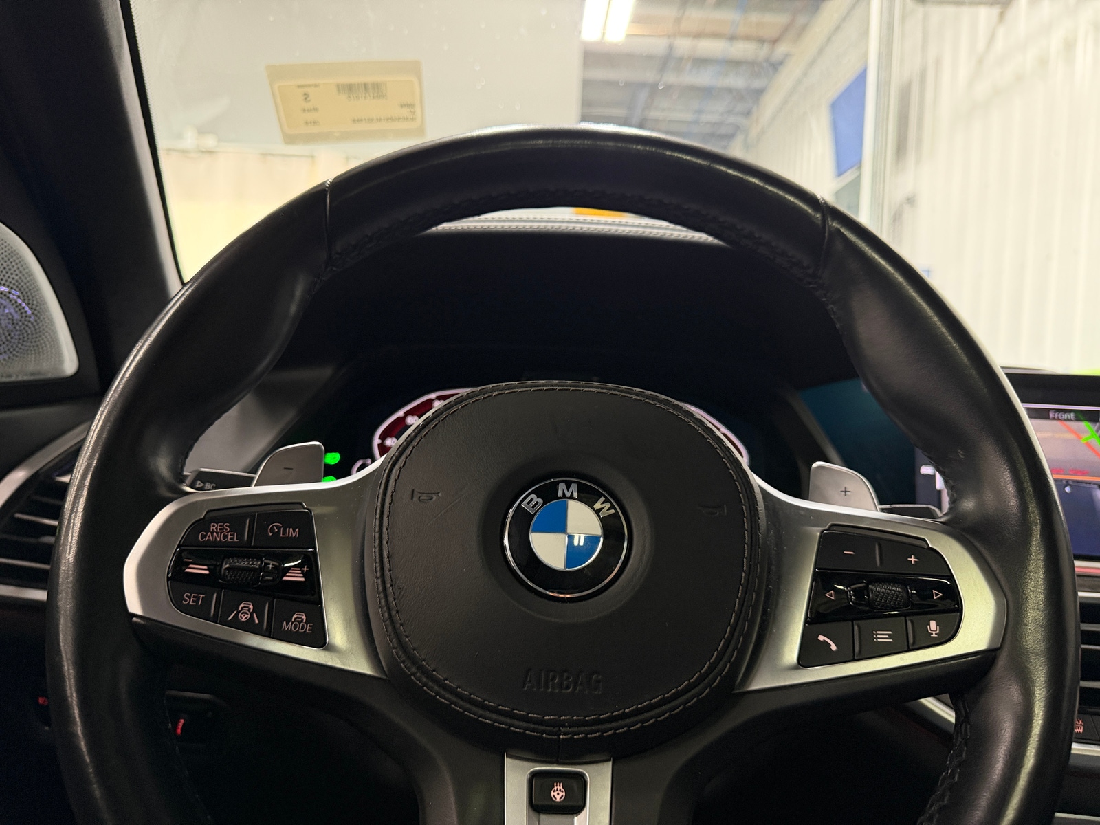 Thumbnail: 2019 BMW X7 - 4