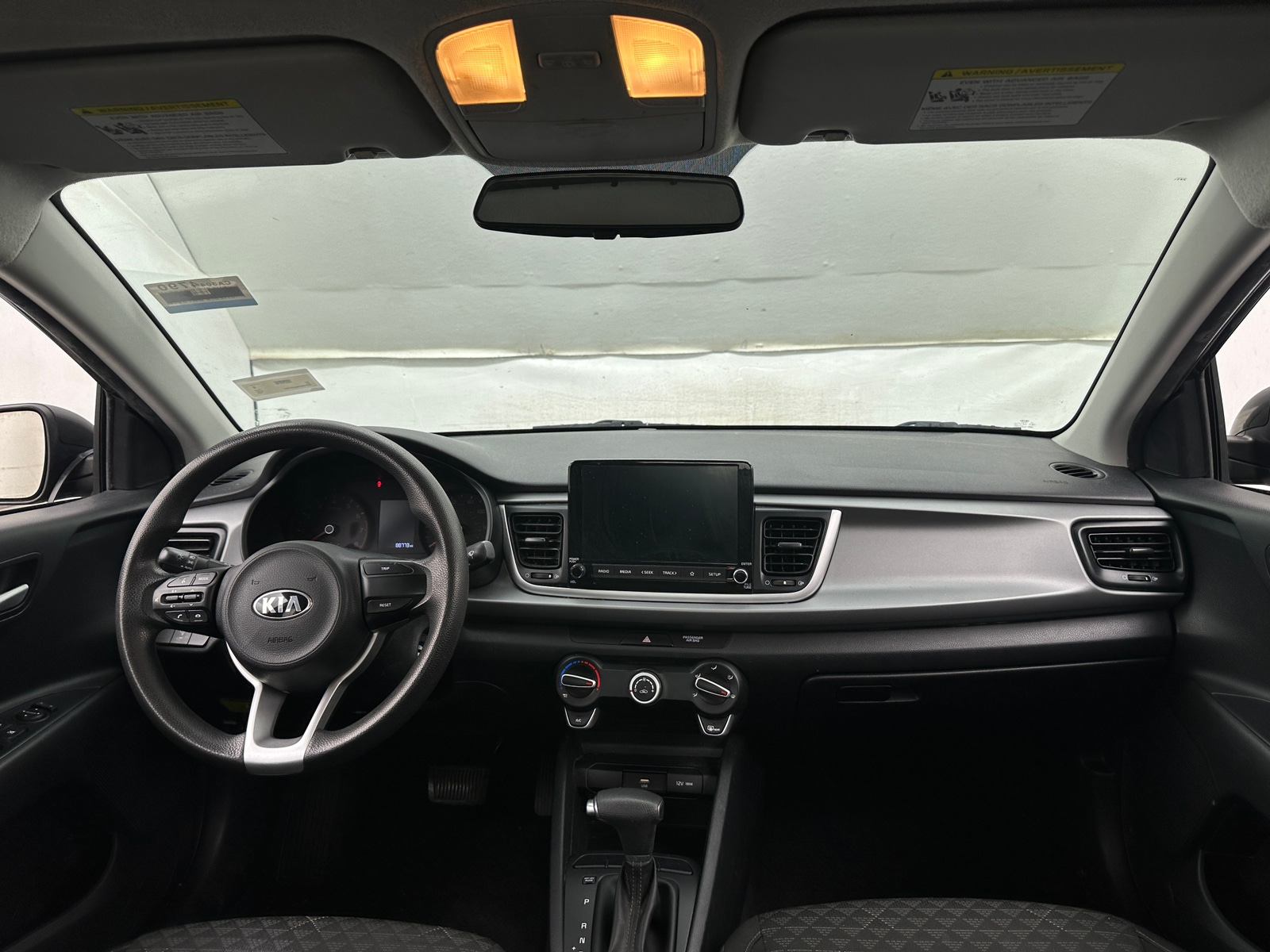 Thumbnail: 2021 Kia Rio - 3