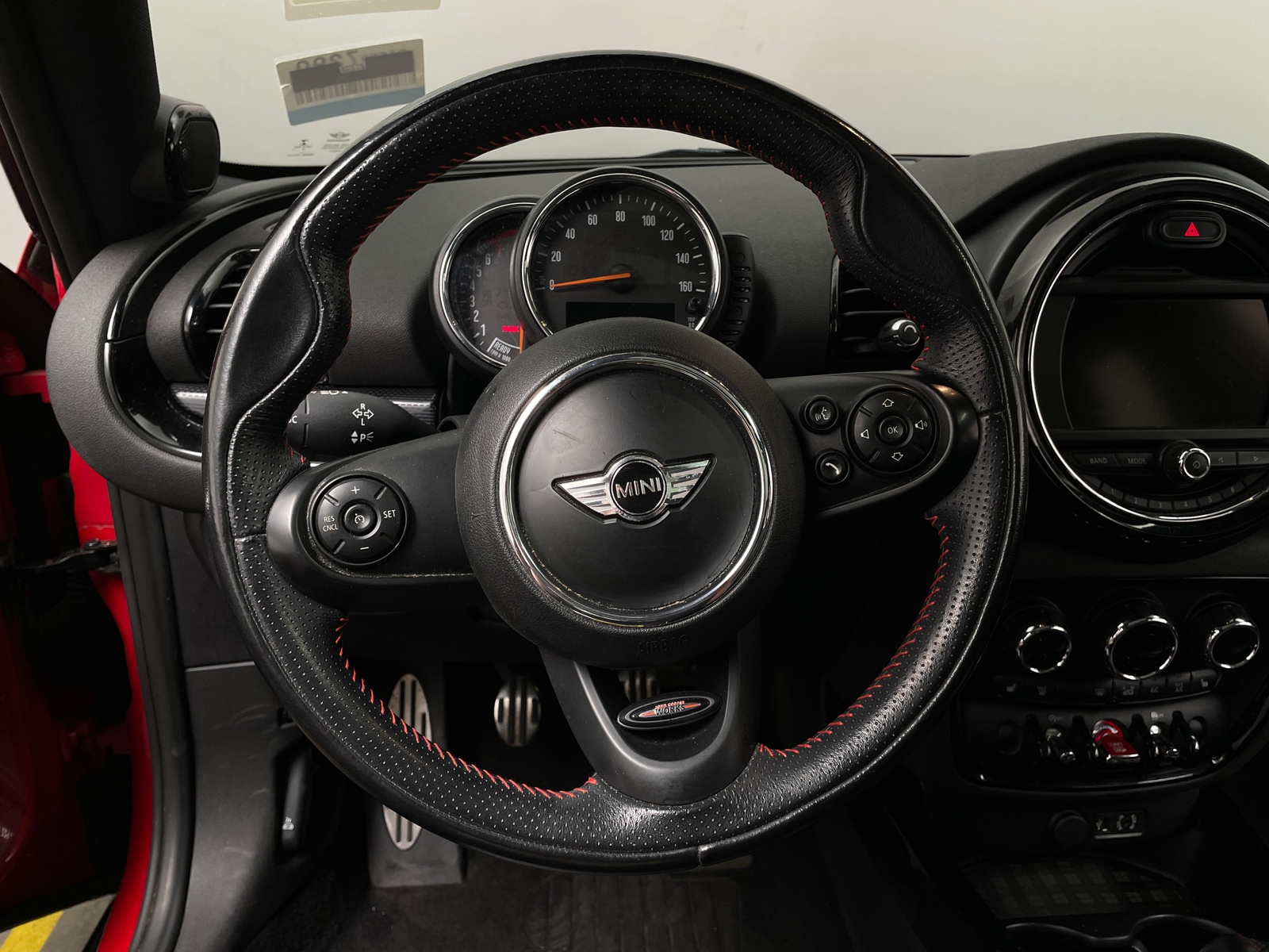 Thumbnail: 2016 MINI Cooper Clubman - 4