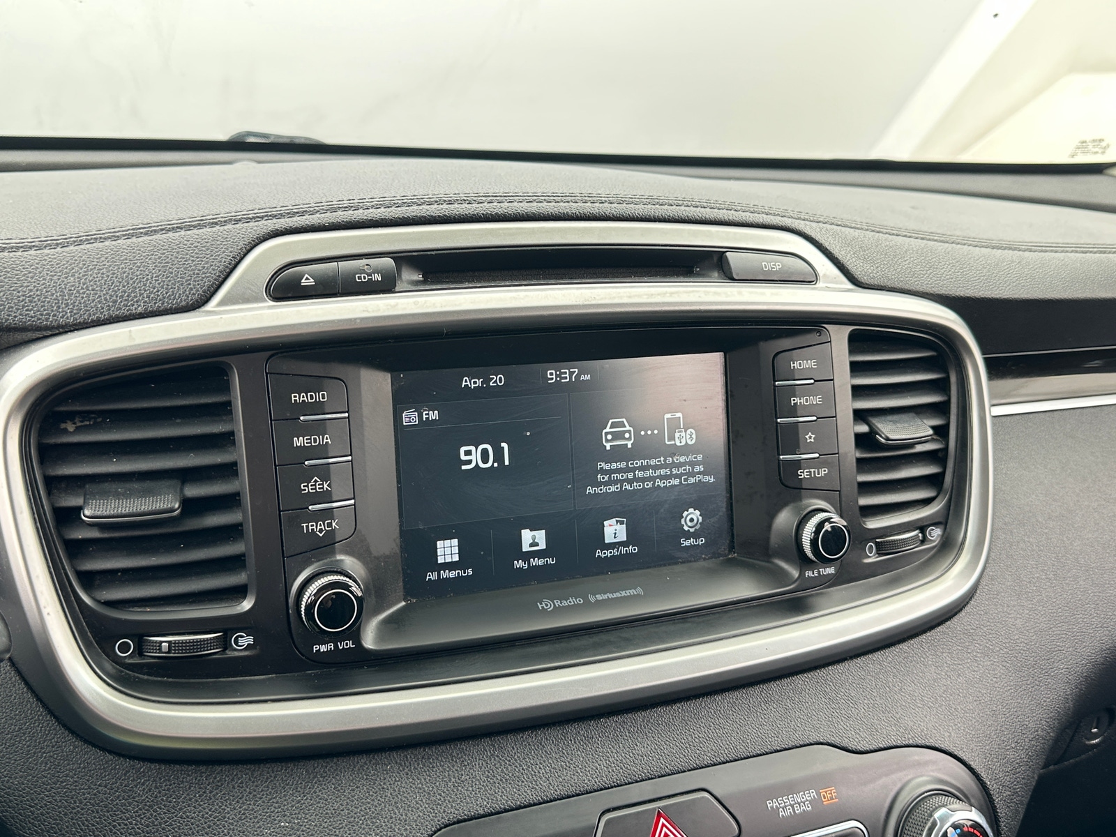 Thumbnail: 2019 Kia Sorento - 4
