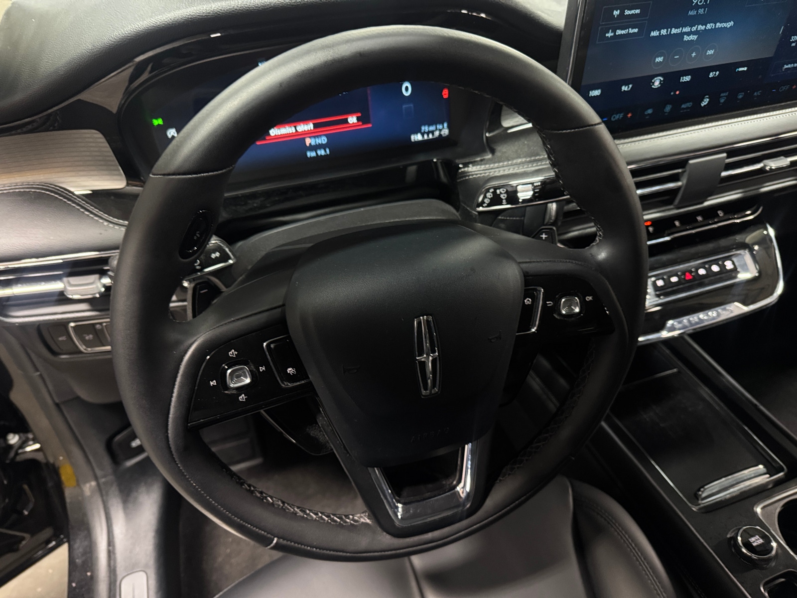 Thumbnail: 2025 Lincoln Corsair - 4