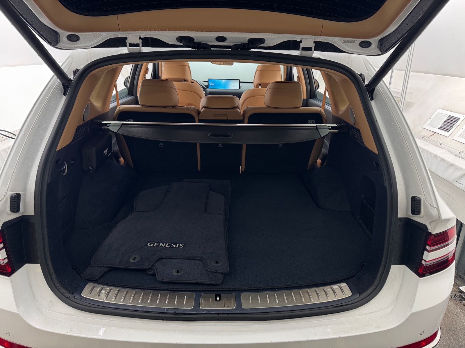 Thumbnail: 2023 Genesis GV80 - 6