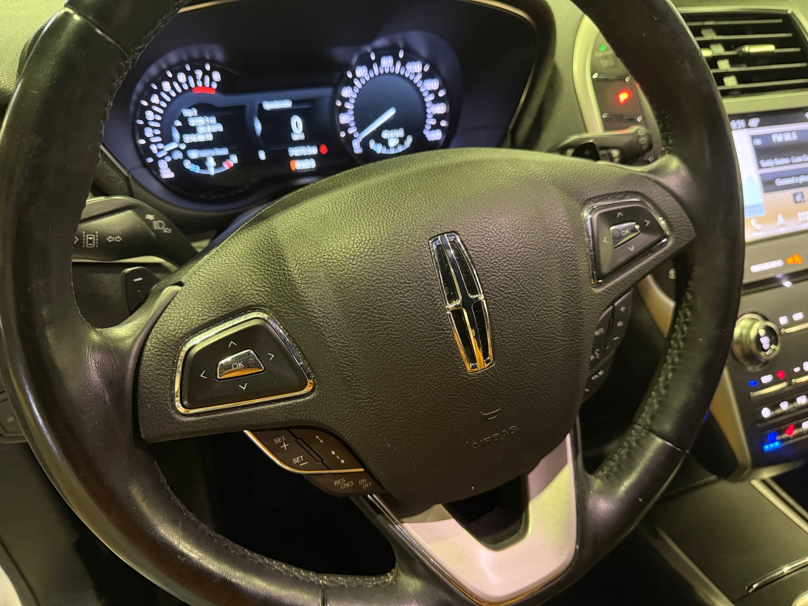 Thumbnail: 2019 Lincoln MKC - 4