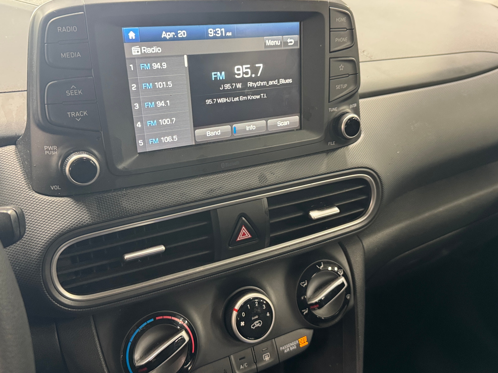 Thumbnail: 2021 Hyundai Kona - 4