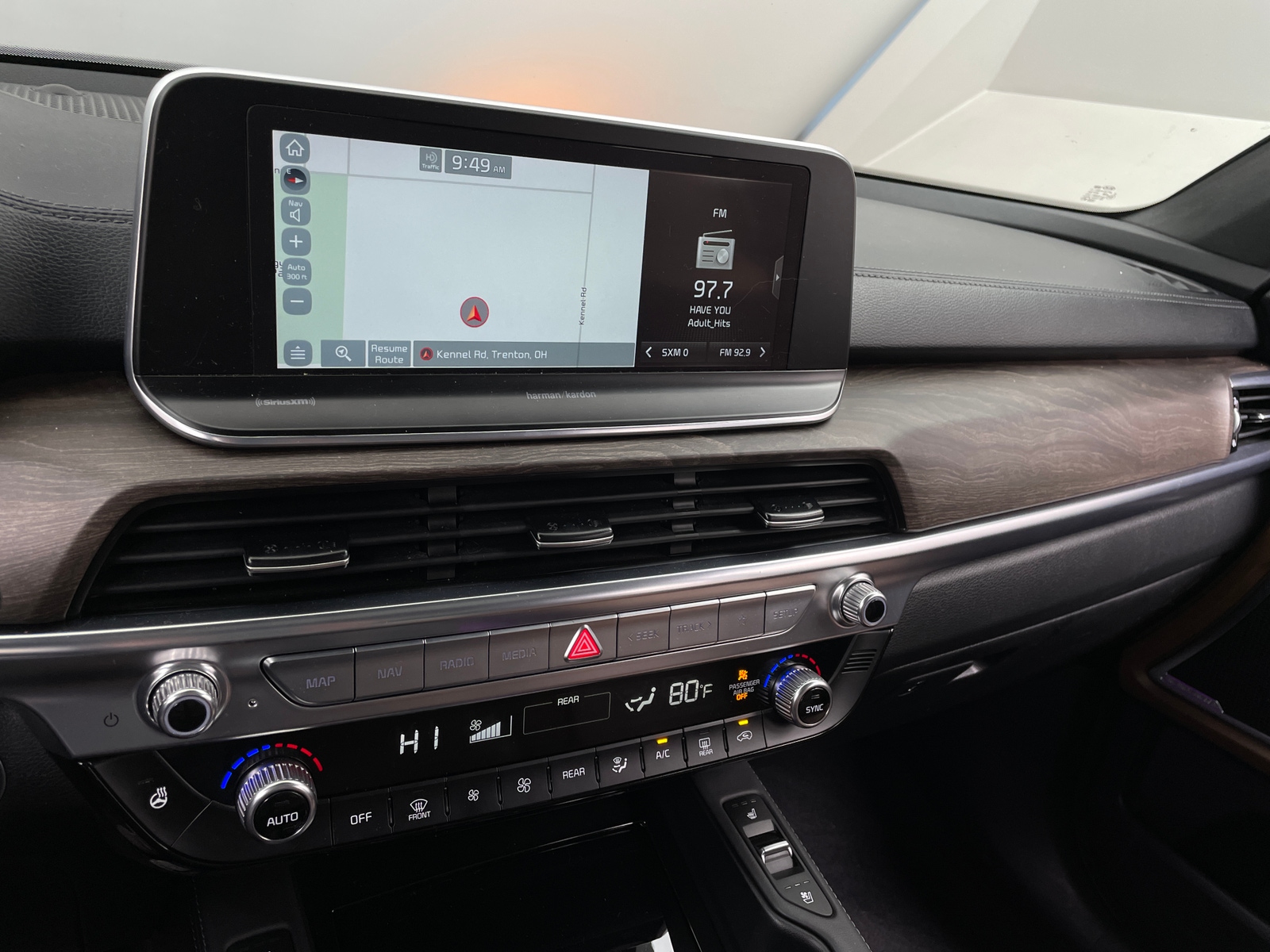 Thumbnail: 2021 Kia Telluride - 3