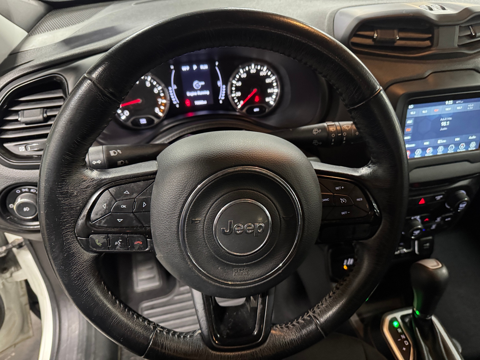 Thumbnail: 2018 Jeep Renegade - 5
