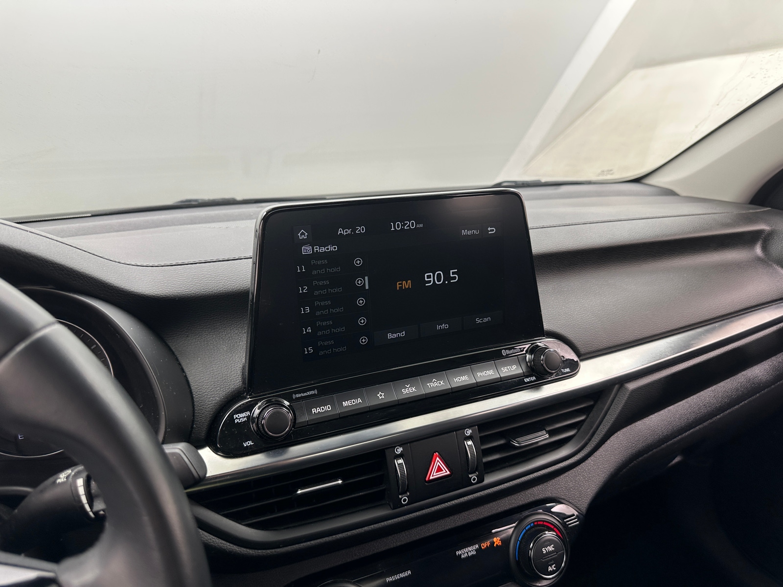 Thumbnail: 2020 Kia Forte - 3