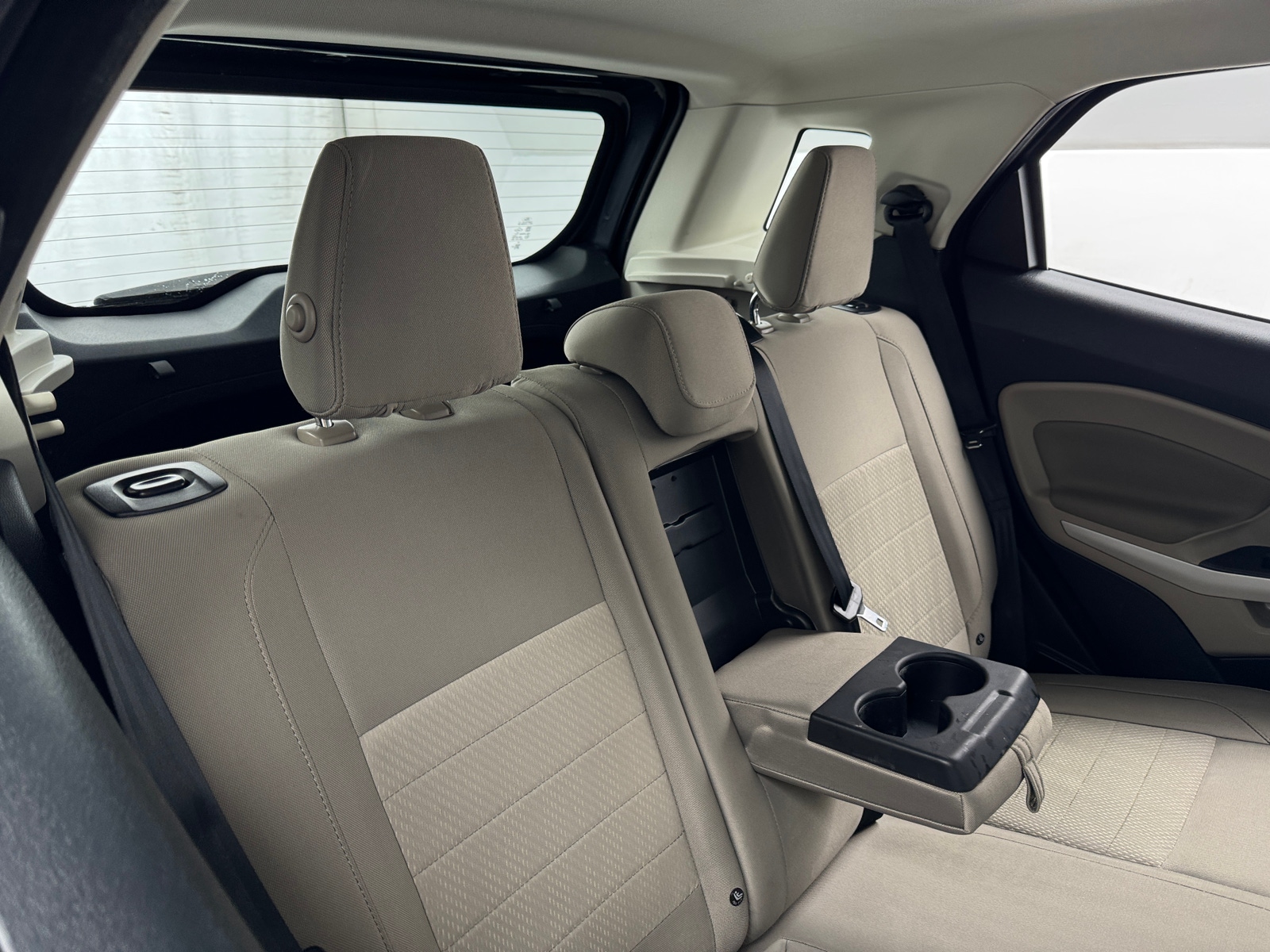 Thumbnail: 2021 Ford EcoSport - 6