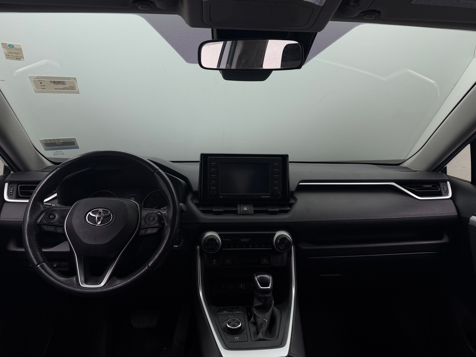 Thumbnail: 2021 Toyota RAV4 - 3