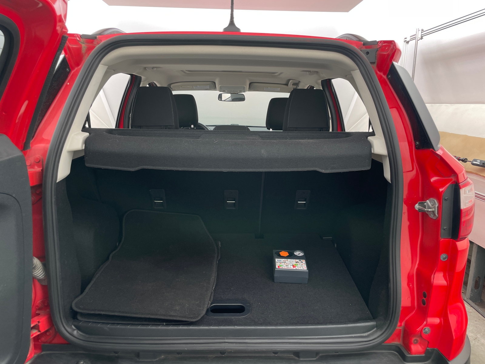 Thumbnail: 2021 Ford EcoSport - 7