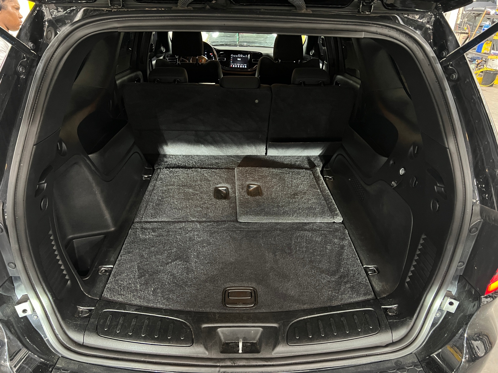 Thumbnail: 2023 Dodge Durango - 7