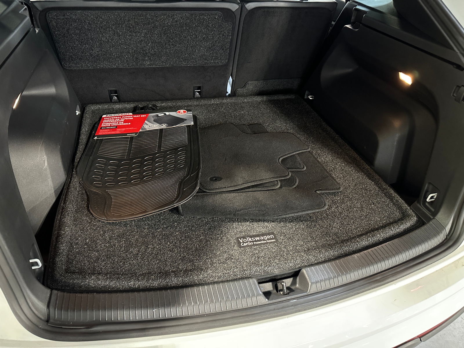 Thumbnail: 2021 Volkswagen Atlas - 6