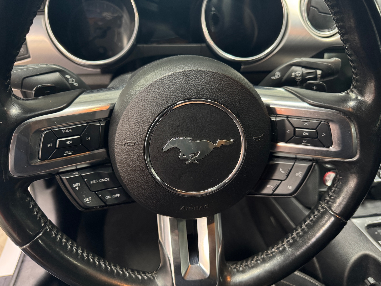 Thumbnail: 2019 Ford Mustang - 4