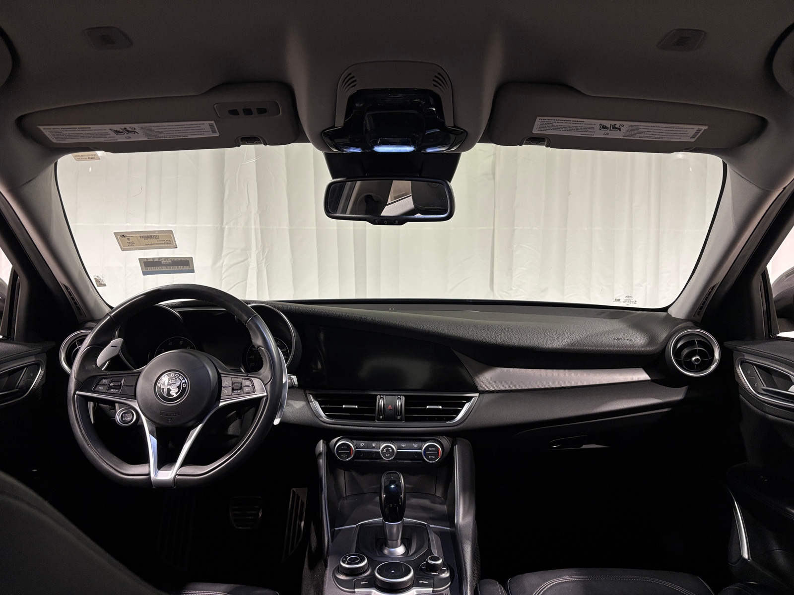 Thumbnail: 2019 Alfa Romeo Giulia - 2