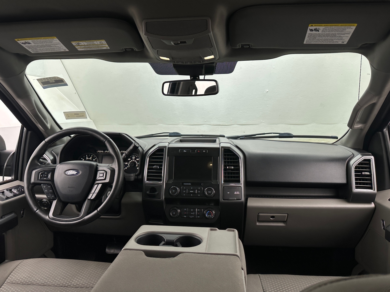 Thumbnail: 2019 Ford Econoline - 3