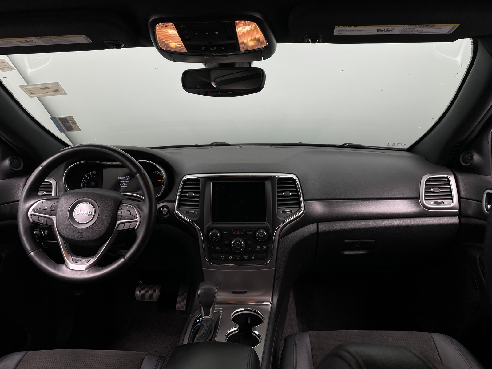 Thumbnail: 2018 Jeep Grand Cherokee - 3