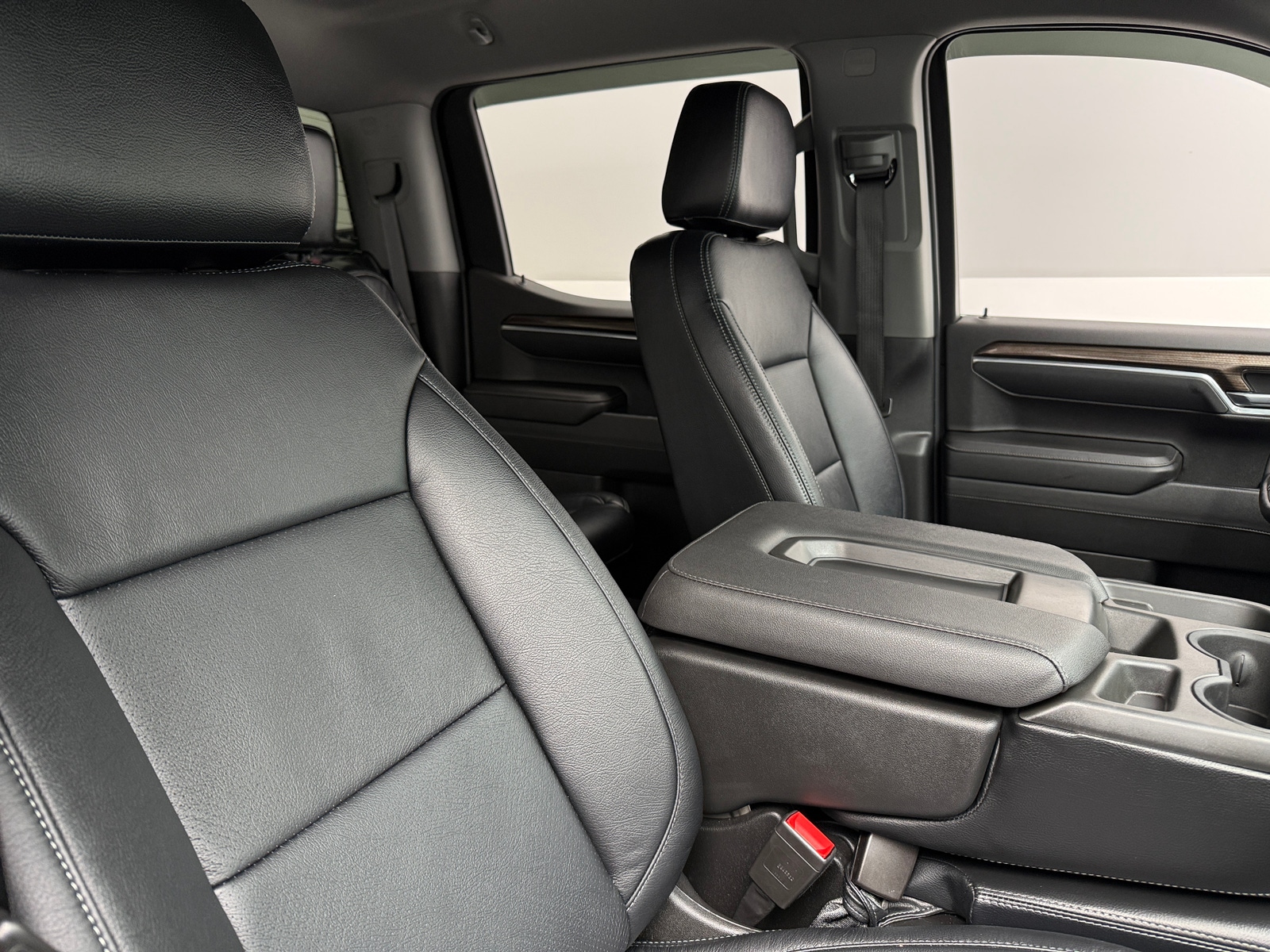 Thumbnail: 2022 Chevrolet Silverado 1500 - 2