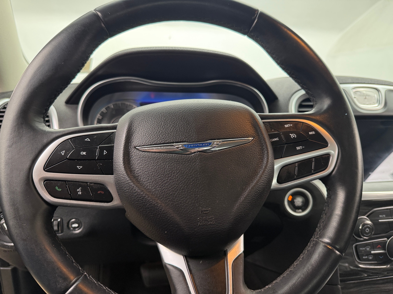 Thumbnail: 2018 Chrysler 300 - 5