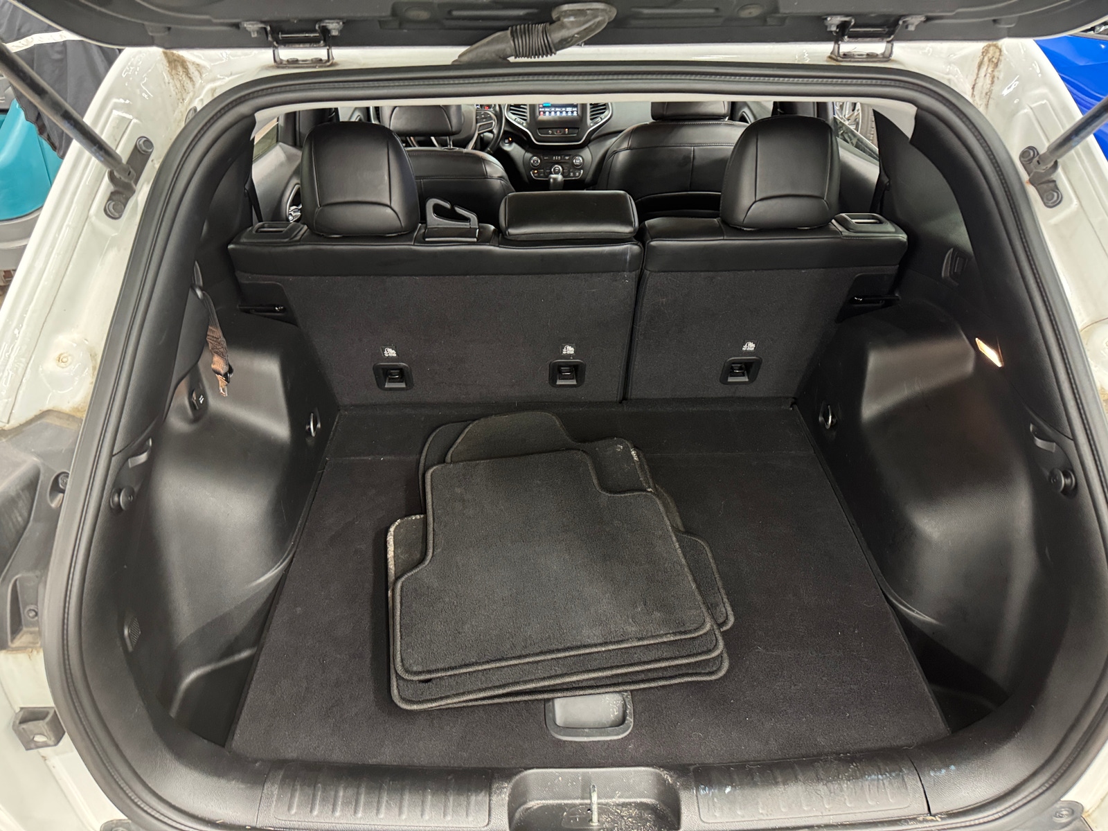 Thumbnail: 2021 Jeep Cherokee - 6