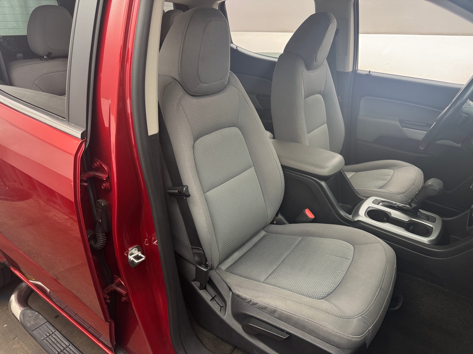 Thumbnail: 2016 Chevrolet Colorado - 6