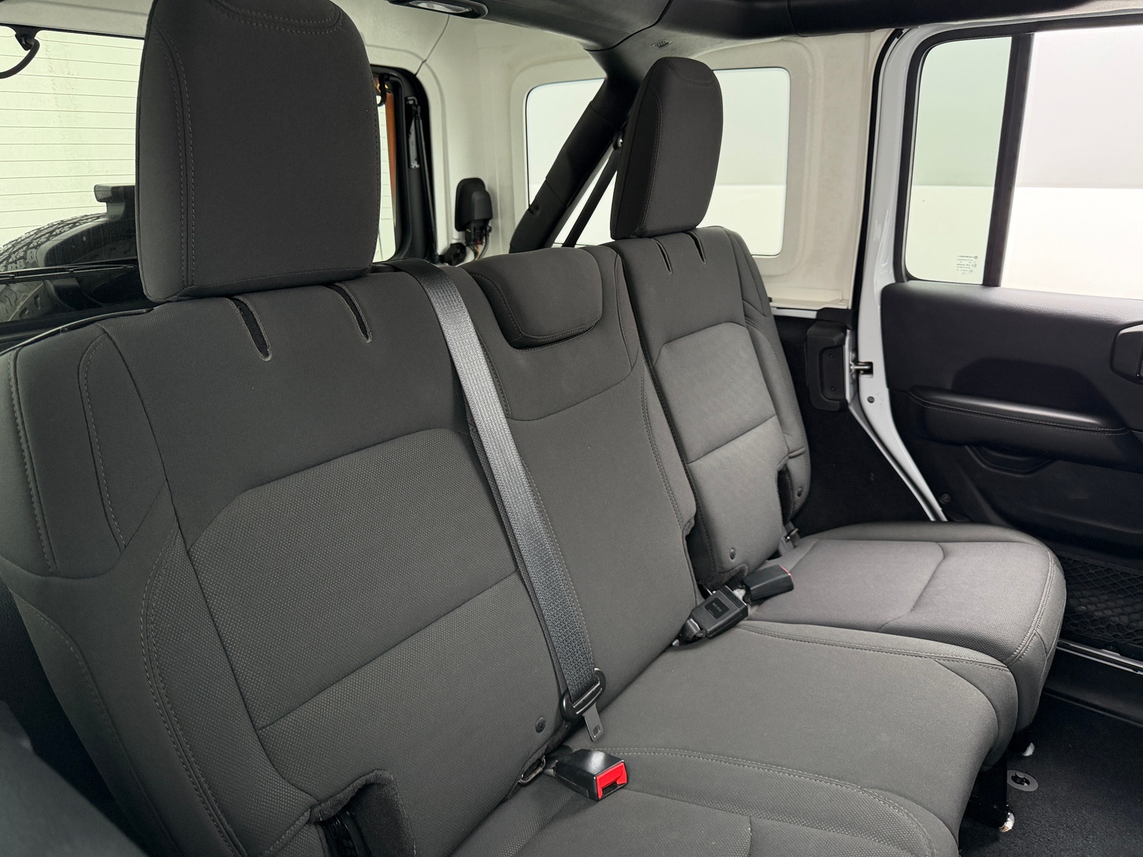 Thumbnail: 2018 Jeep Wrangler - 6