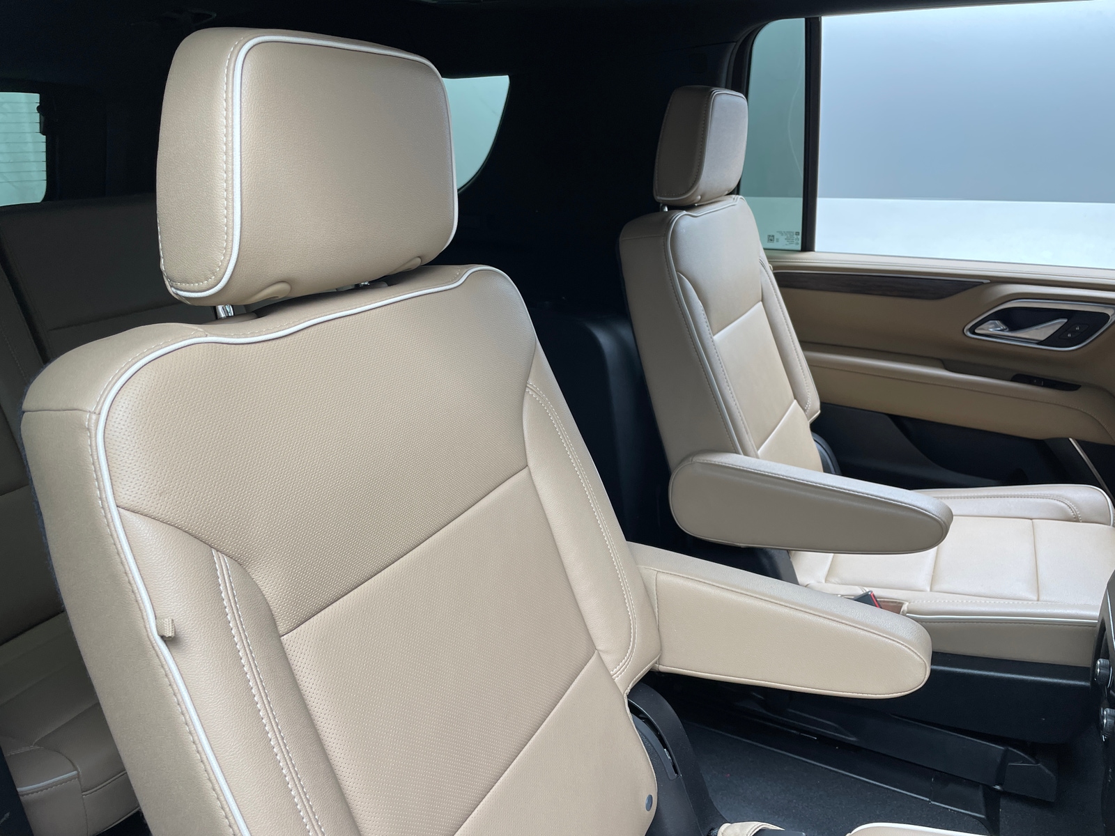 Thumbnail: 2024 Chevrolet Suburban - 5