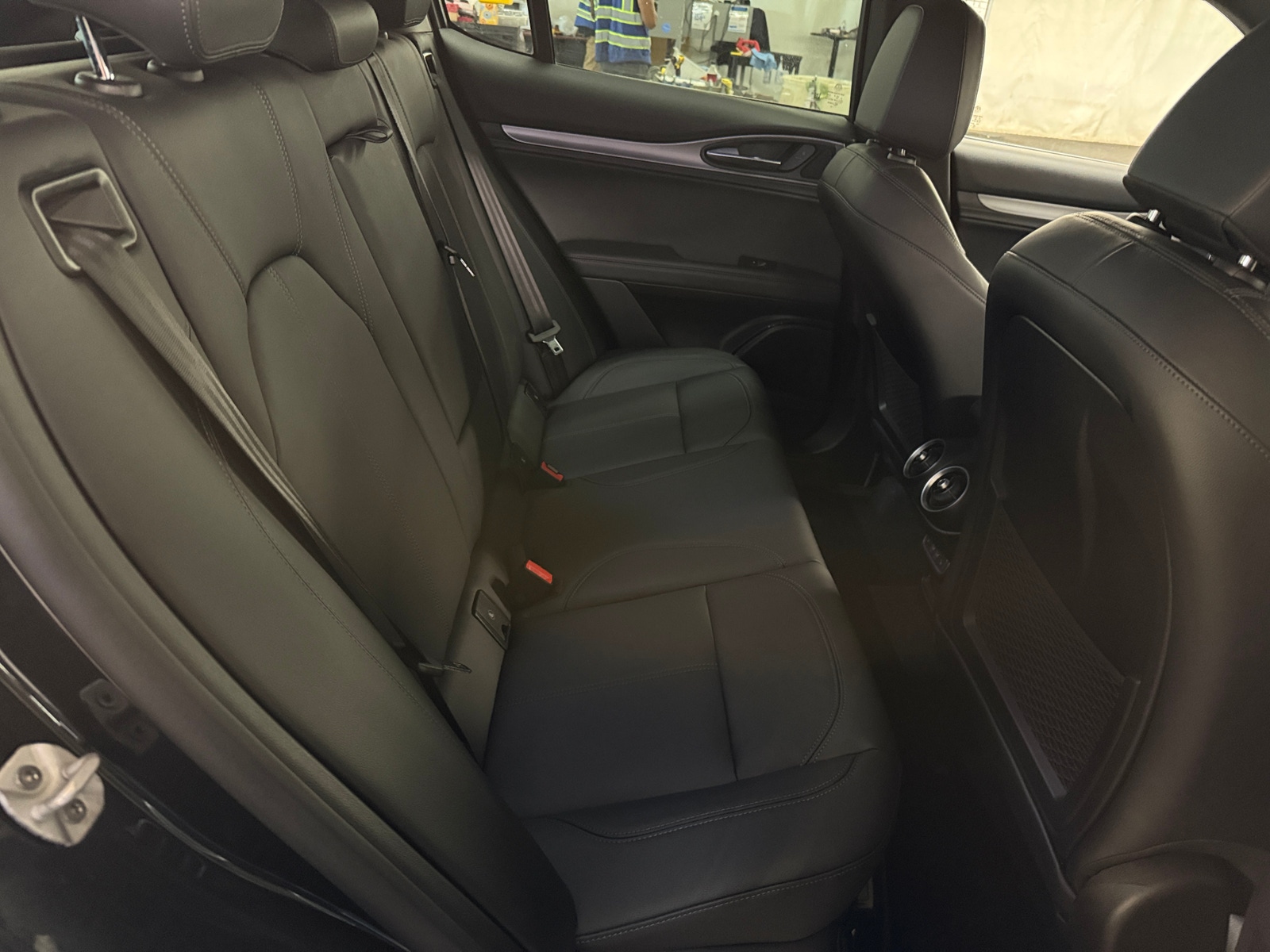 Thumbnail: 2024 Alfa Romeo Stelvio - 5