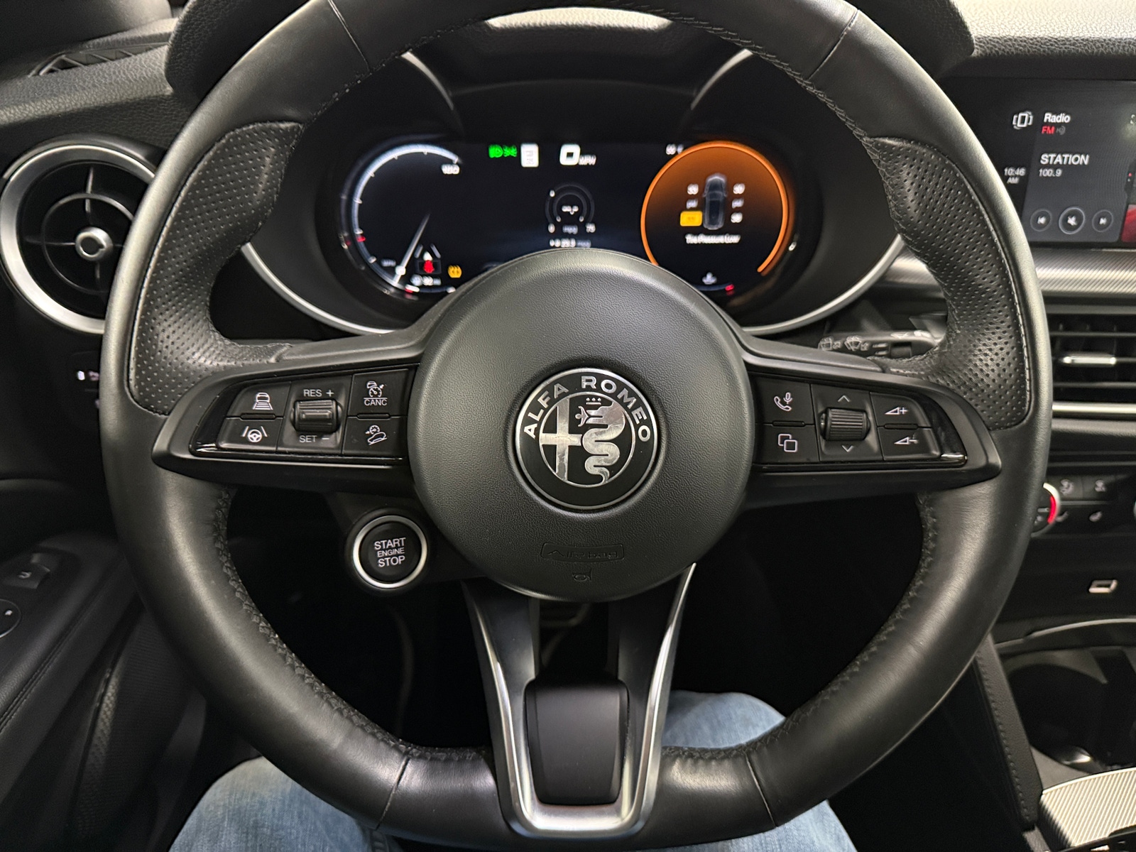 Thumbnail: 2024 Alfa Romeo Stelvio - 4