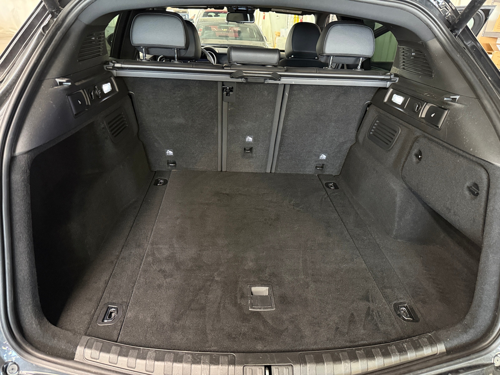 Thumbnail: 2024 Alfa Romeo Stelvio - 6