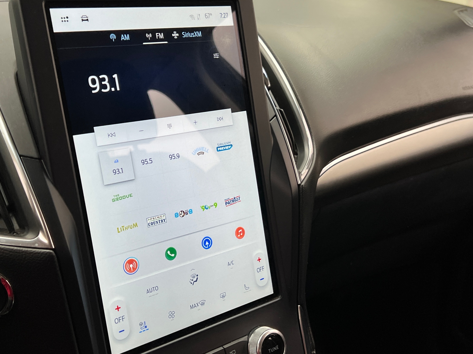 Thumbnail: 2022 Ford Edge - 3