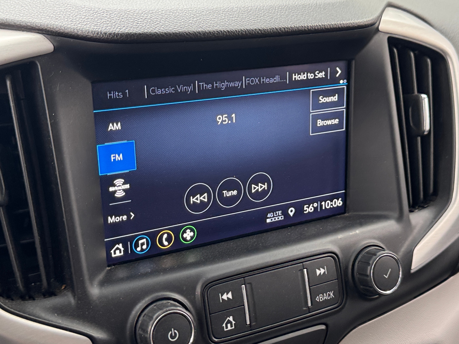 Thumbnail: 2020 GMC Terrain - 3