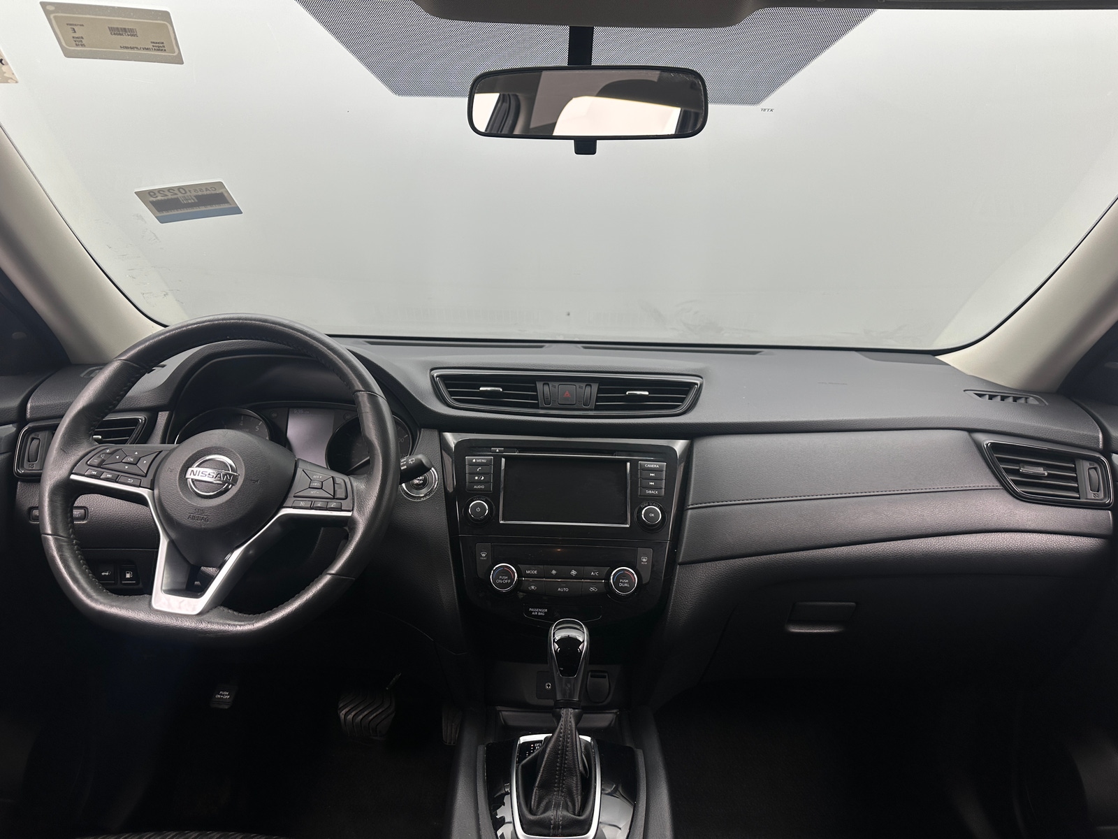 Thumbnail: 2018 Nissan Rogue - 3
