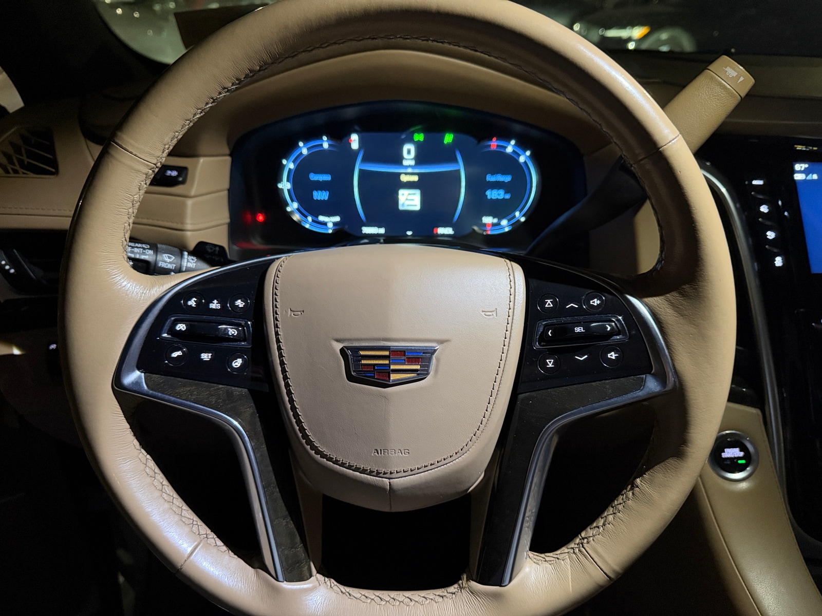 Thumbnail: 2020 Cadillac Escalade - 4
