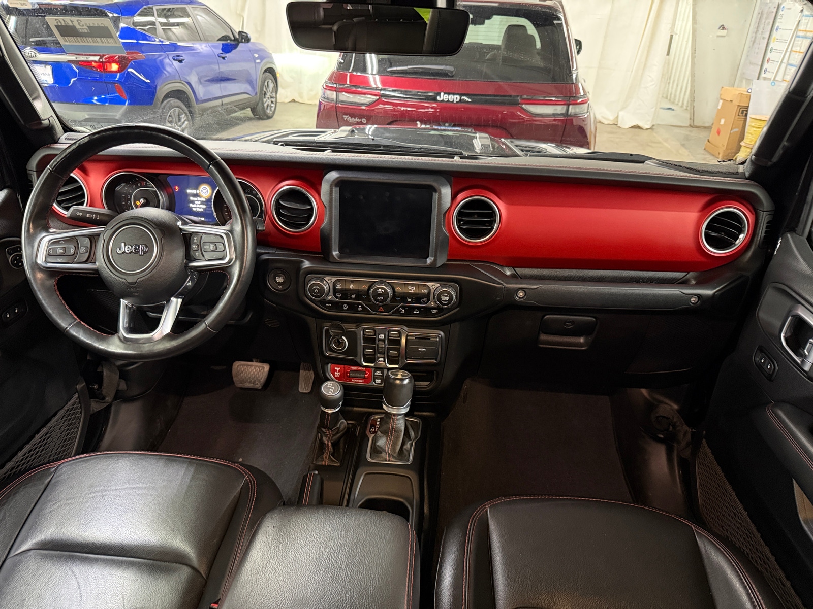 Thumbnail: 2020 Jeep Gladiator - 2
