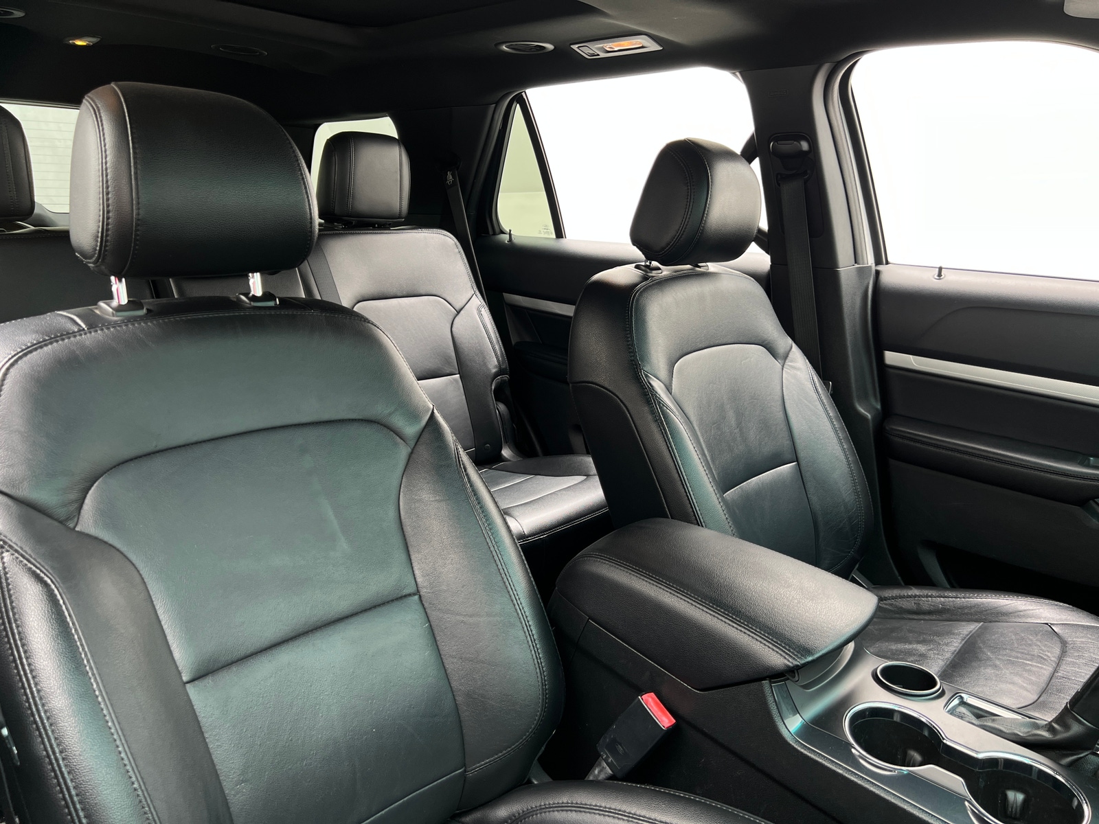 Thumbnail: 2016 Ford Explorer - 2