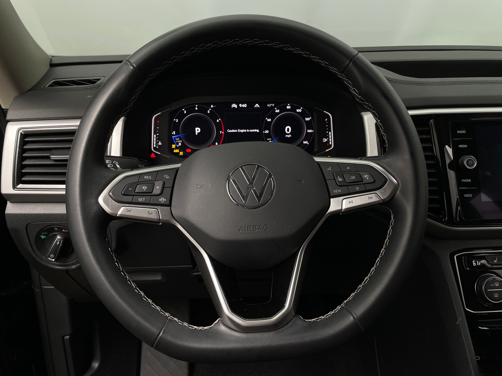 Thumbnail: 2022 Volkswagen Atlas - 4