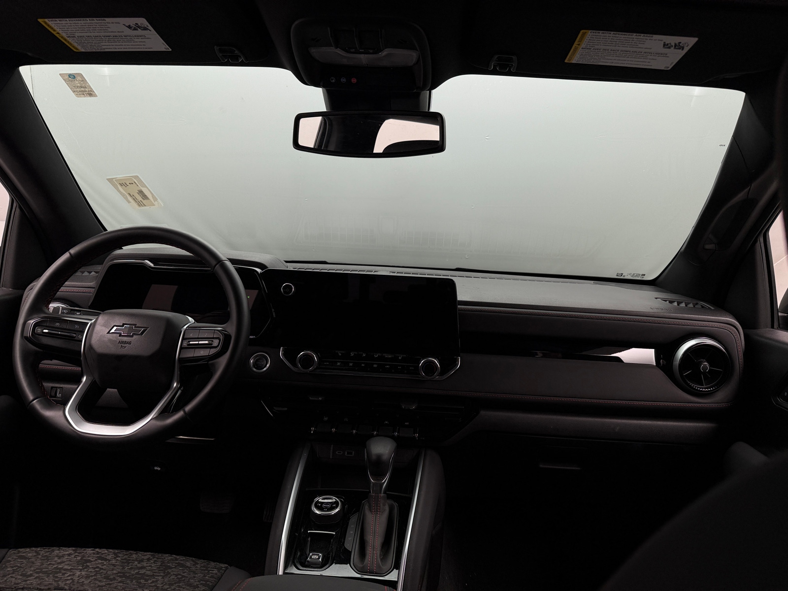 Thumbnail: 2024 Chevrolet Colorado - 3