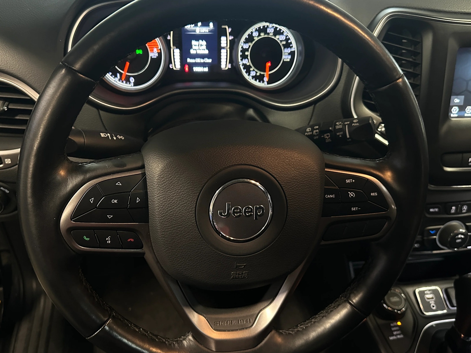 Thumbnail: 2021 Jeep Cherokee - 4