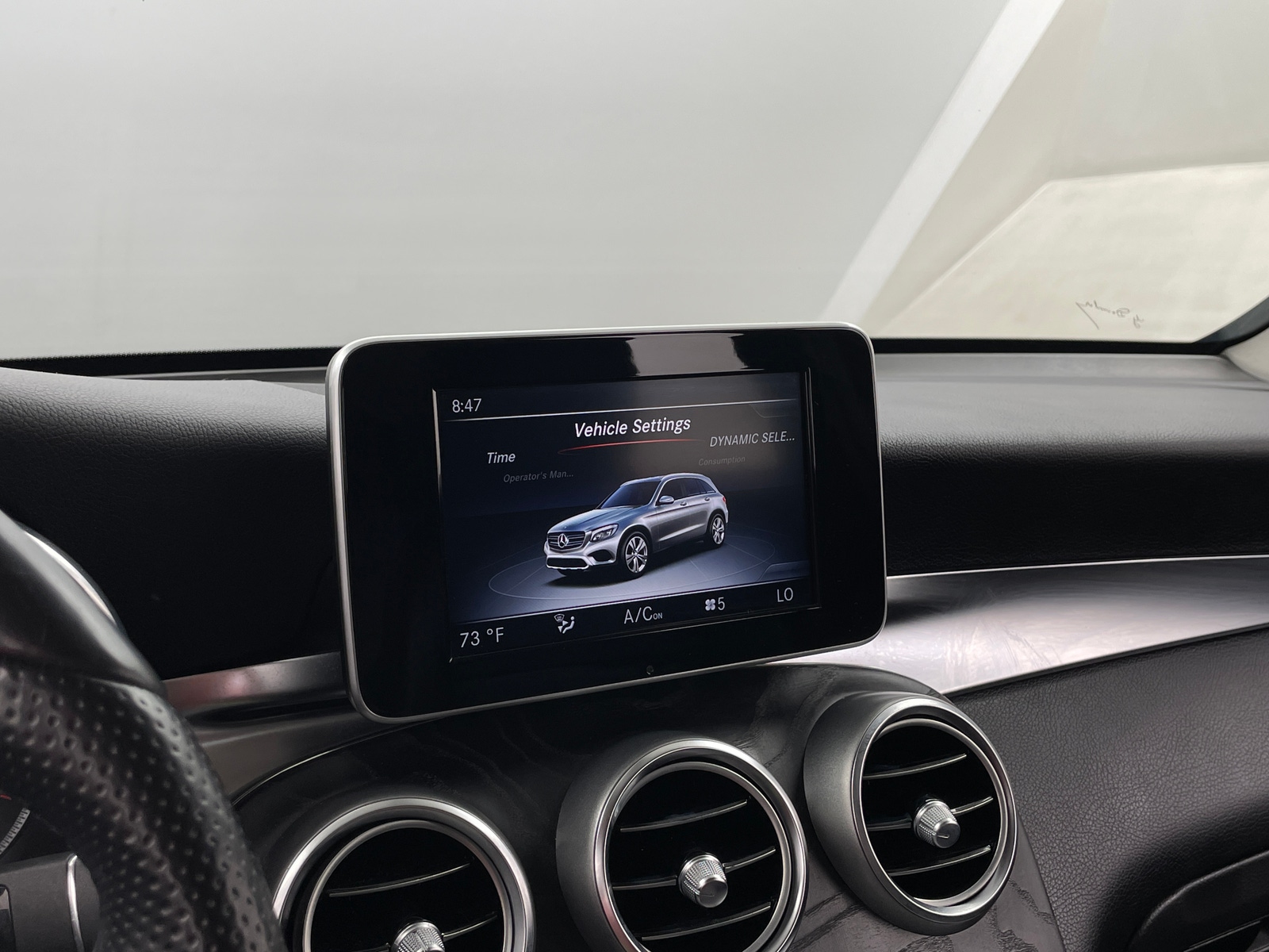 Thumbnail: 2017 Mercedes-Benz GLC - 3