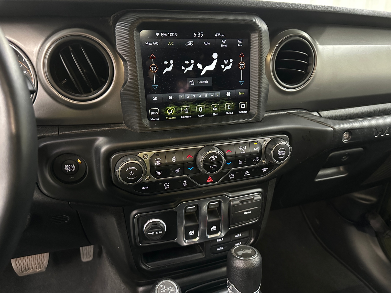Thumbnail: 2022 Jeep Wrangler - 4