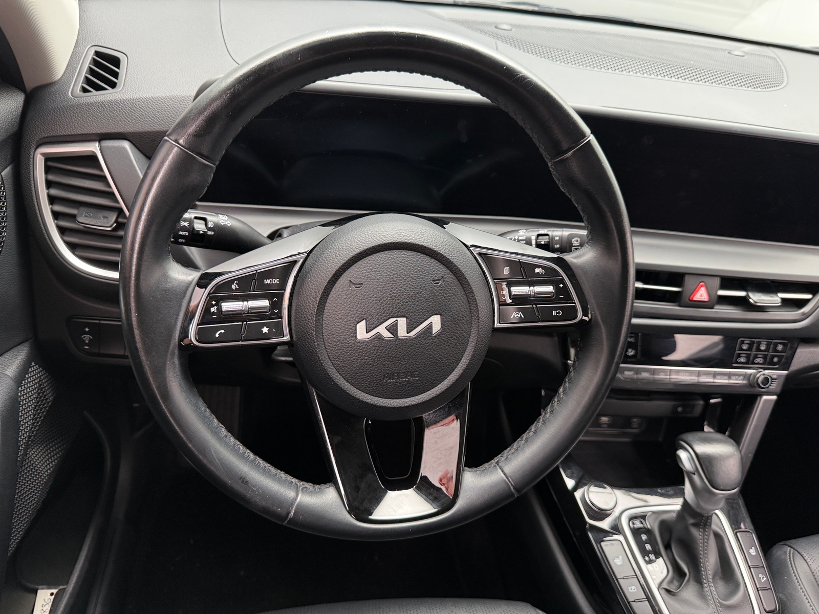 Thumbnail: 2024 Kia Seltos - 4