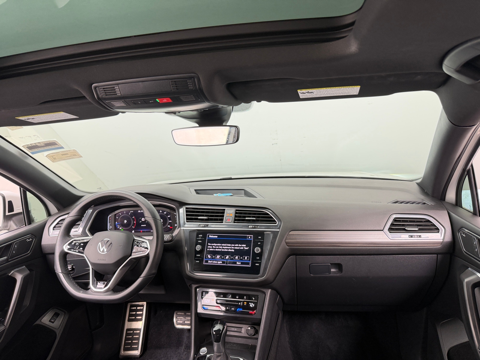 Thumbnail: 2022 Volkswagen Tiguan - 2