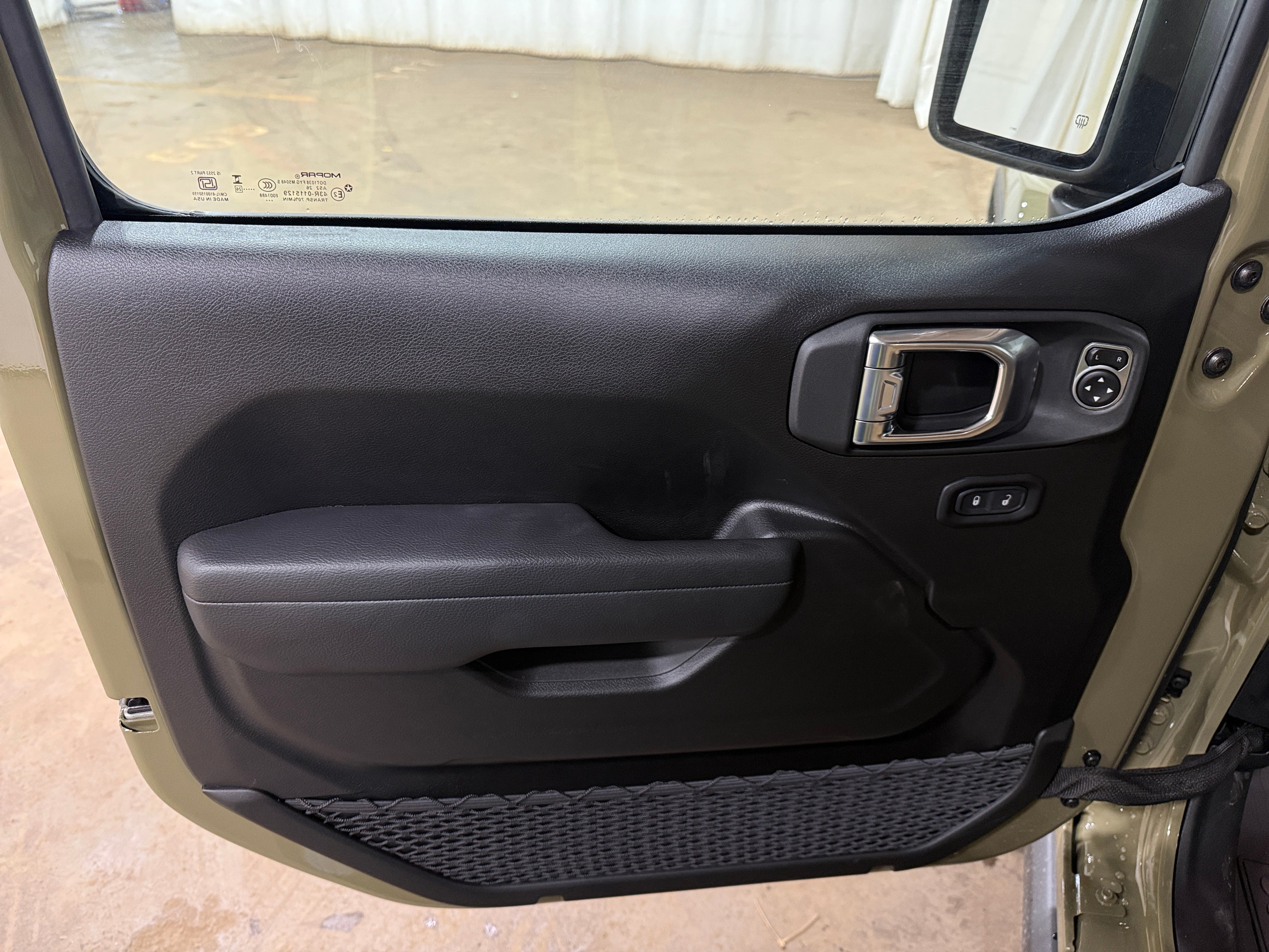 2026 Jeep Wrangler 4-Door Willys 41 - Photo 4