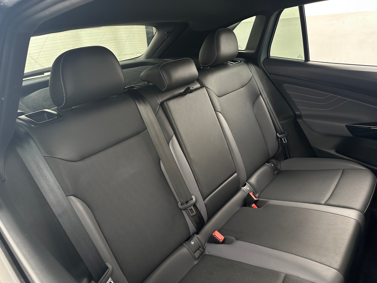 Thumbnail: 2024 Volkswagen ID.4 - 6